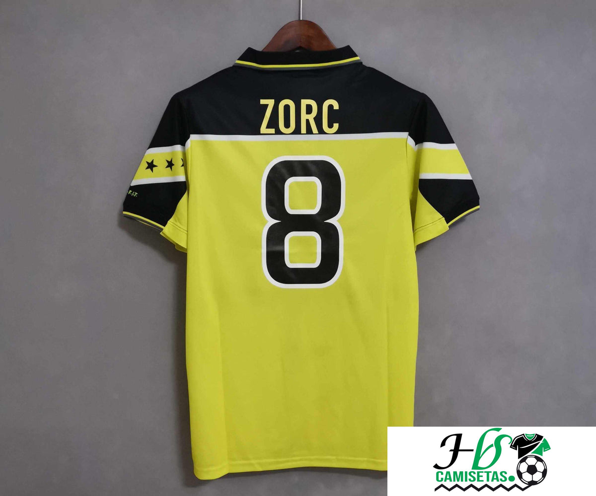 b721dc8100ab45f90a62e7ed.jpg