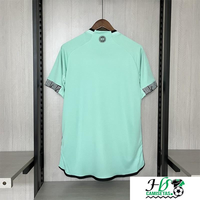 0a3db0326f1d6b69.jpg