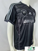 27eefa38202bcc02126e75e5.jpg