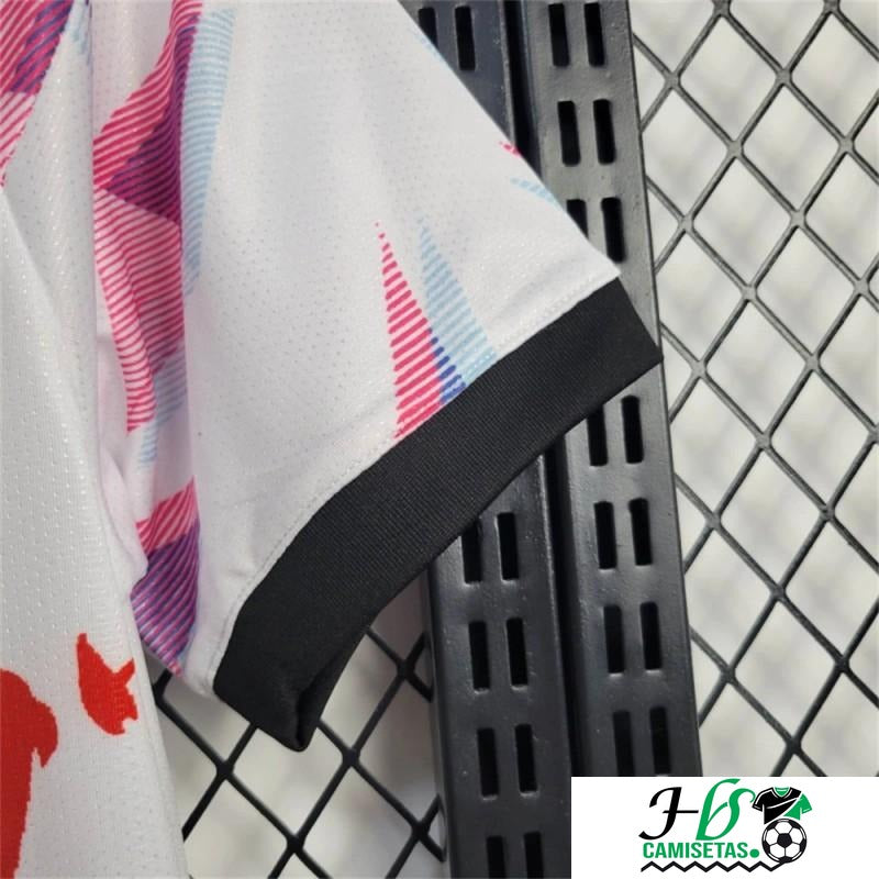 747aed8abb972843.jpg