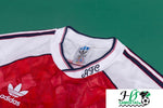 05b357cc534edf32.jpg